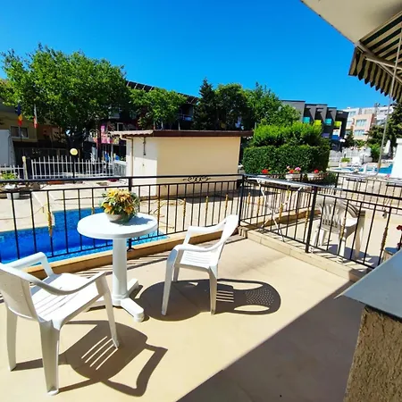 Apartment Dom-el Real In Sea View Complex *