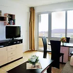 Dom-el Real In Sea View Complex Lägenhet Sveti Vlas